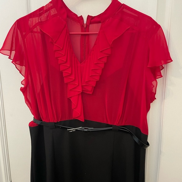 ALYX BELTED DRESS. LIKE NEW! WORN ONCE. SHEATH DRESS WITH RUFFLE ACCENTS. - Picture 9 of 15